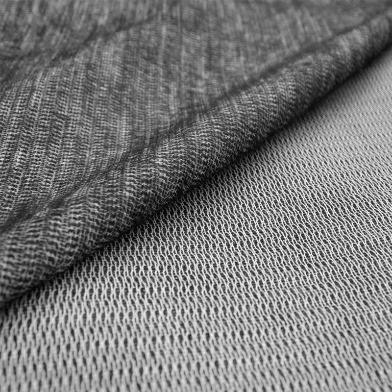 Entretela Adhesiva Perchada Negra - Ribes y Casals