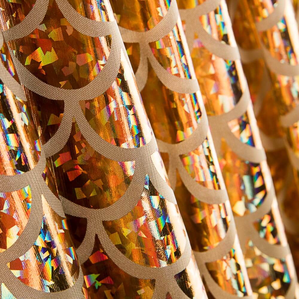 Foil Printed Escamas Hologram Oro - Ribes y Casals