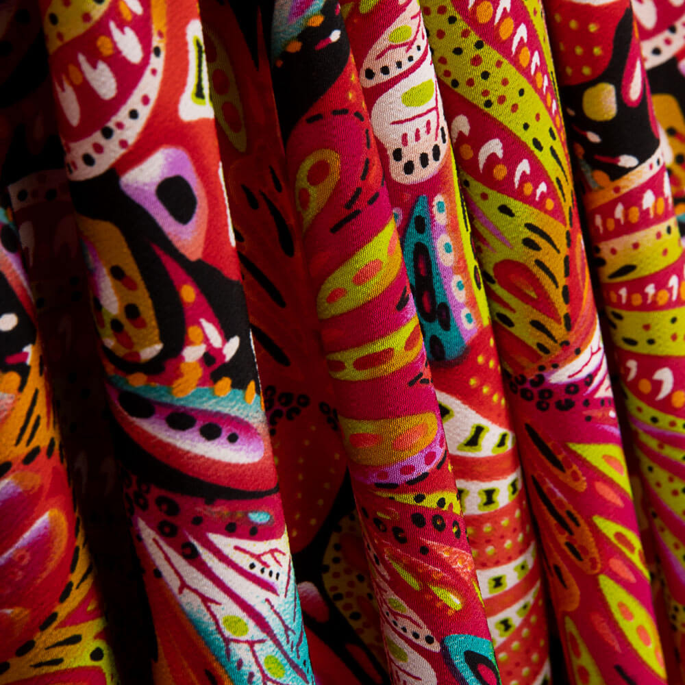 Crepe Poliéster Mariposa Coral - Ribes y Casals