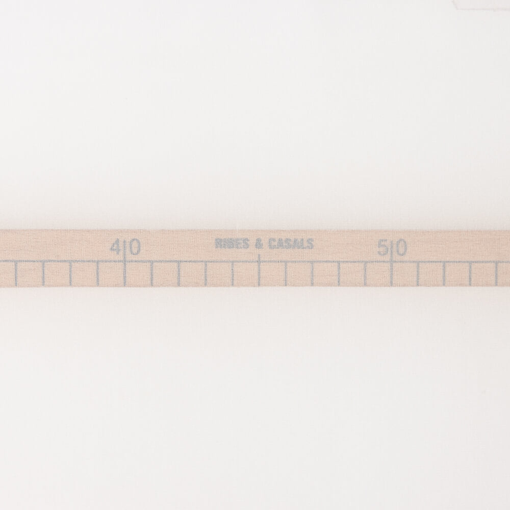 Georgette Seda Crudo - Ribes y Casals