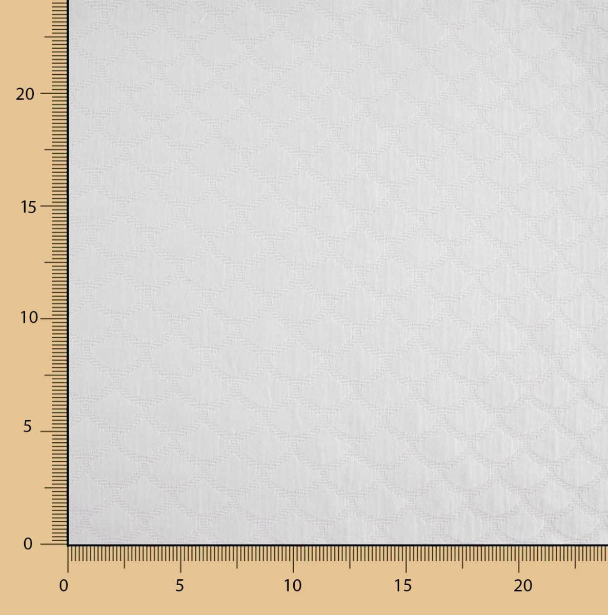 Jacquard Piqué Escamas Blanco - Ribes y Casals
