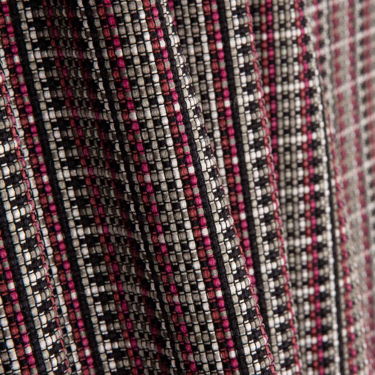 Jacquard Pixel Fresa - Ribes y Casals