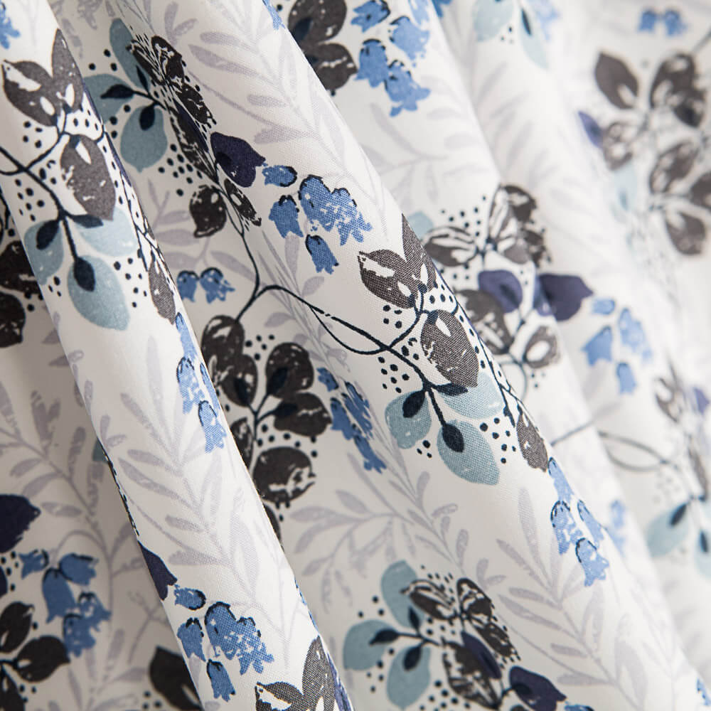 Liberty Fabrics Tana Lawn® Willow Bell - Ribes y Casals