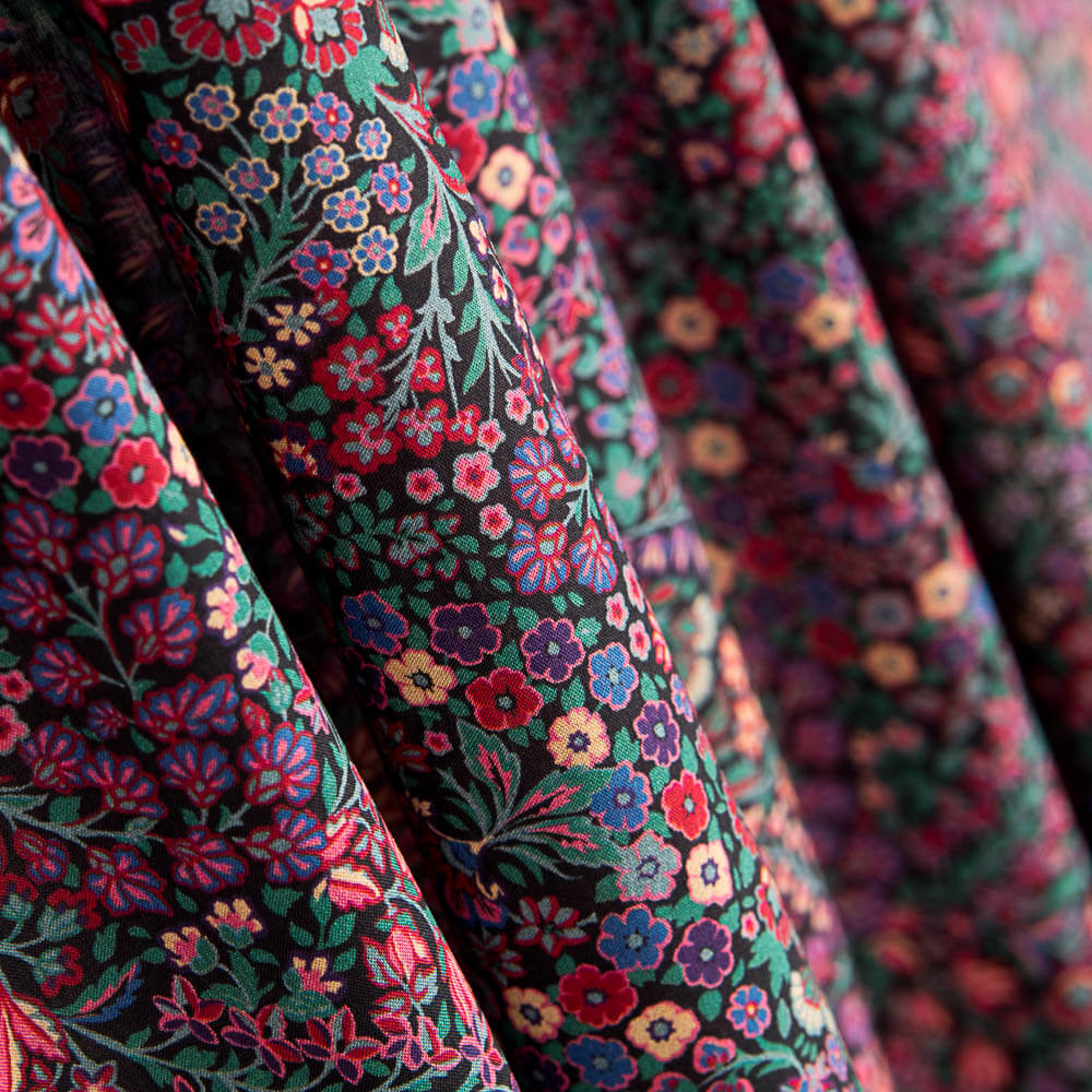 Liberty Fabrics Tana Lawn® Little Marquess - Ribes y Casals