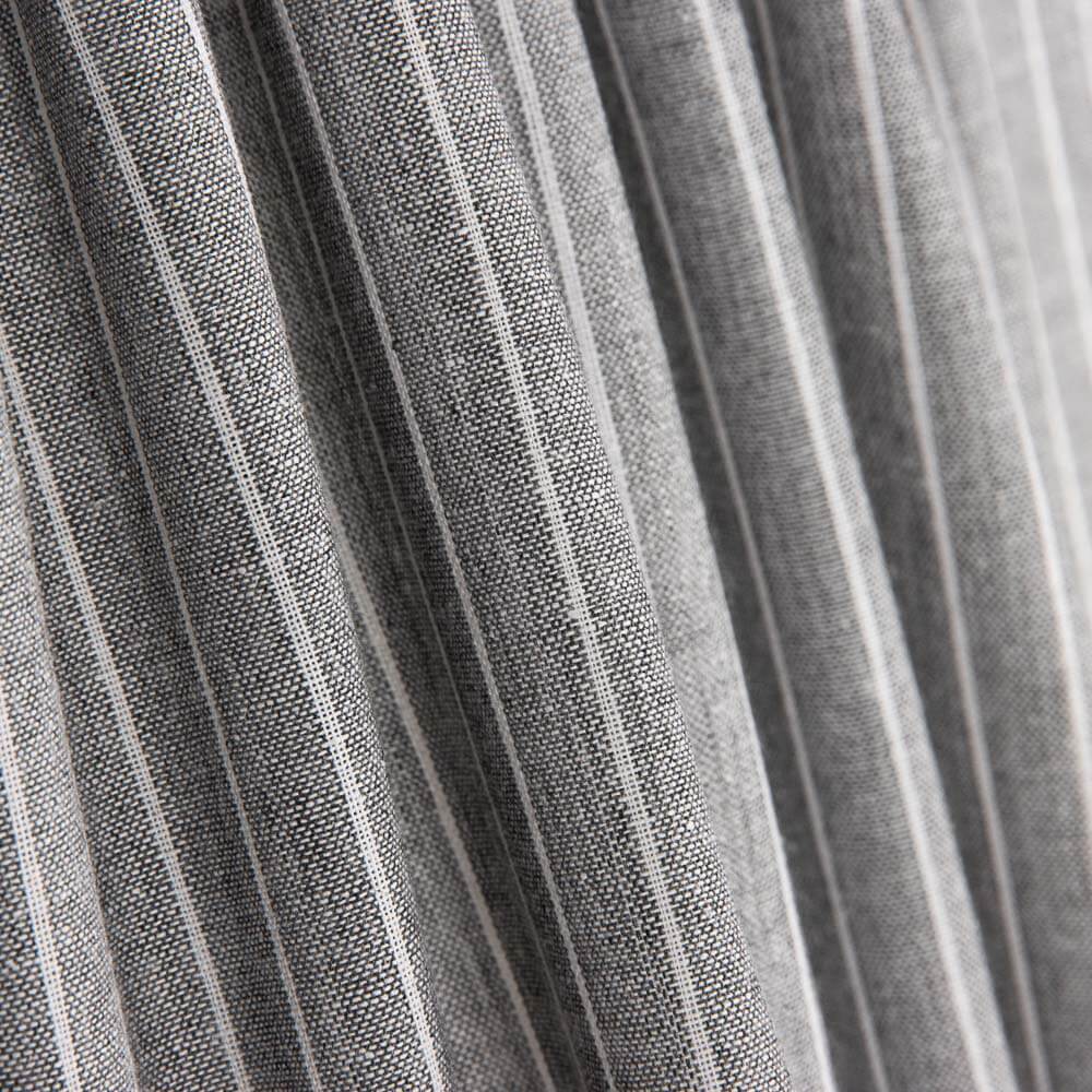 Retal Lino Viscosa Oxford Rayado Gris Claro 90x140 cm - Ribes y Casals