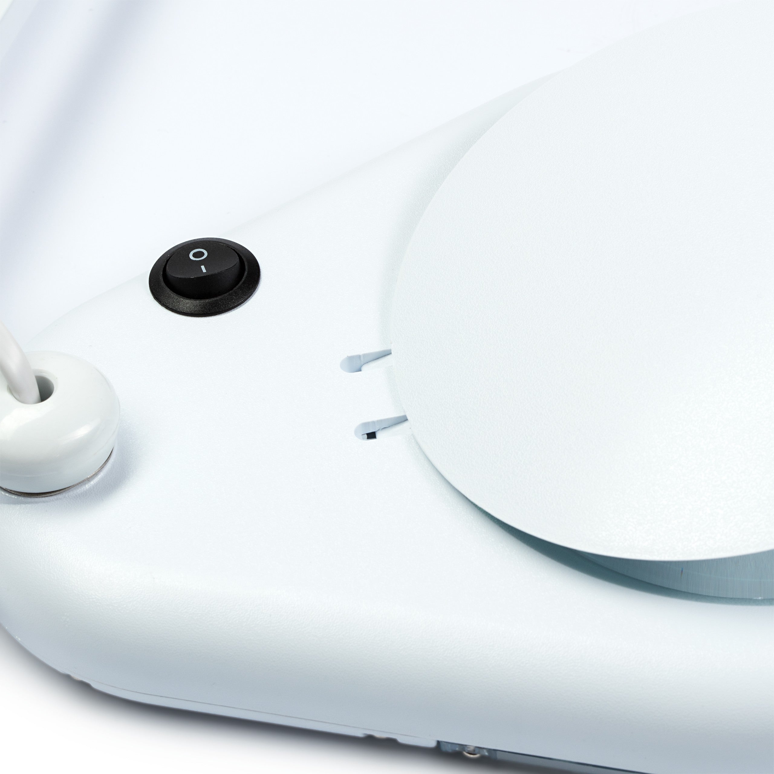 Lupa con lámpara y pinza - Ribes y Casals