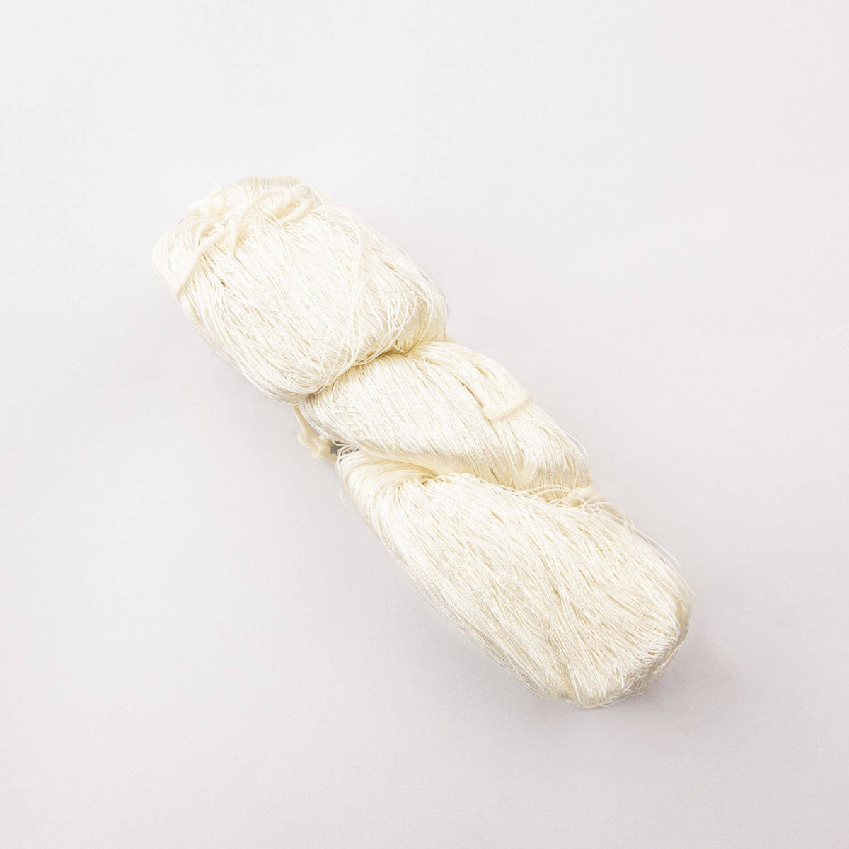 Madeja de Seda para Flecar Crudo - Ribes y Casals