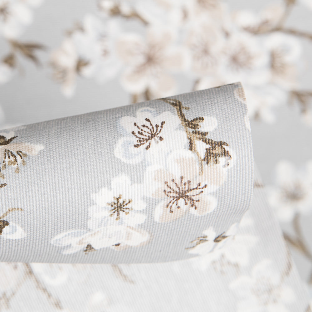 Mantel Anti Manchas Flor Japón Gris - Ribes y Casals