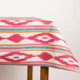 Mantel Resinado Antimanchas Ikat Fucsia - Ribes y Casals