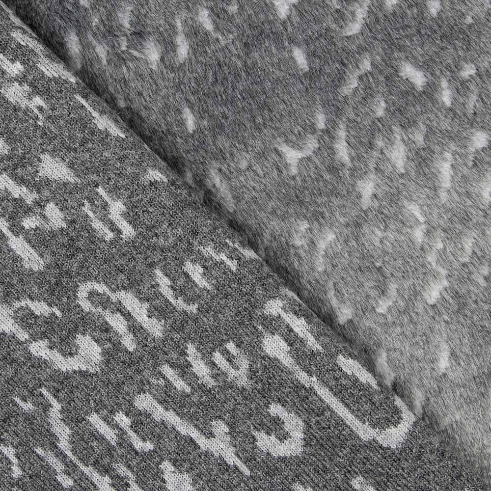 Pelo Corto Animal Gris - Ribes y Casals