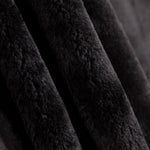 Pelo Corto Brillante Negro - Ribes y Casals