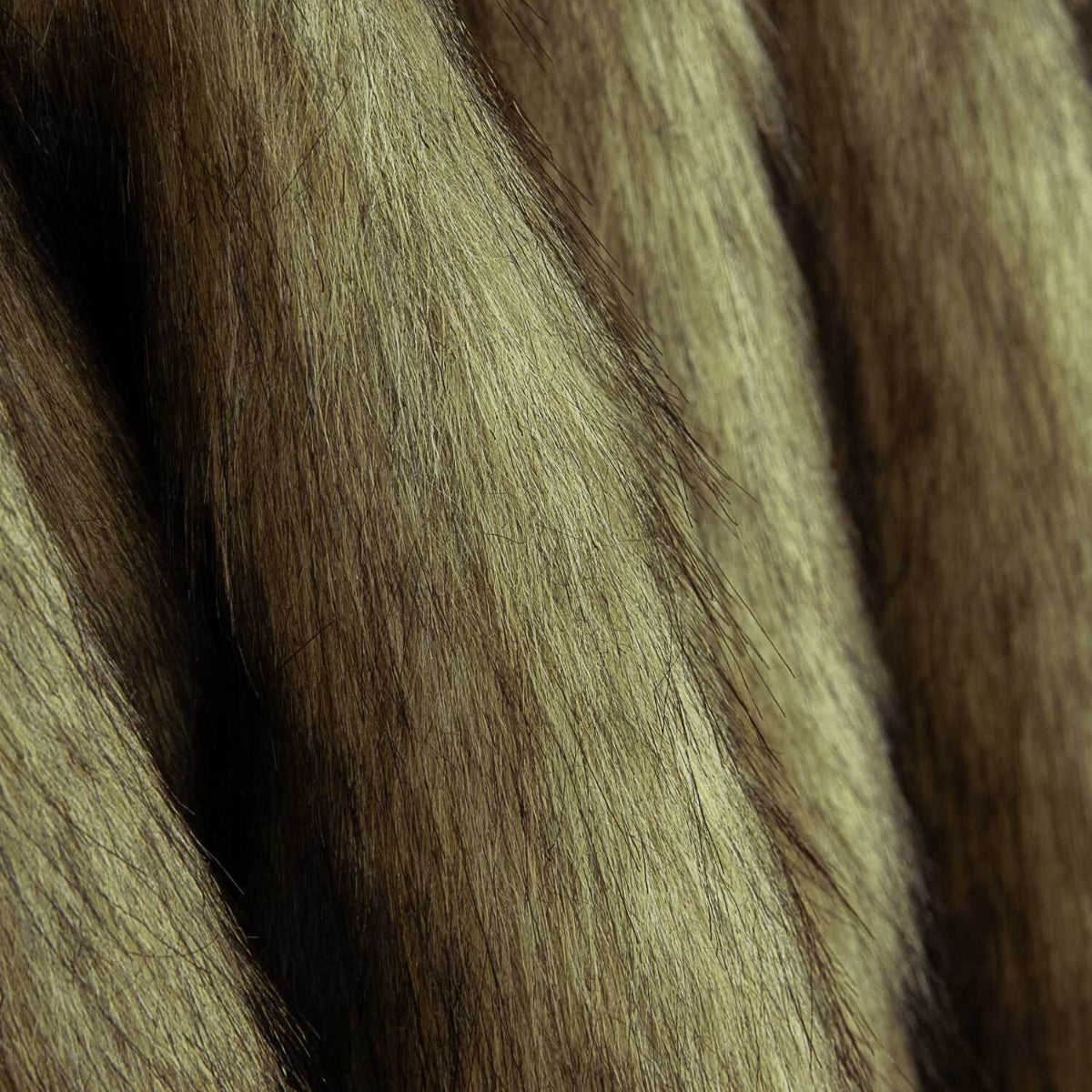 Pelo Largo Moda Lobo - Ribes y Casals