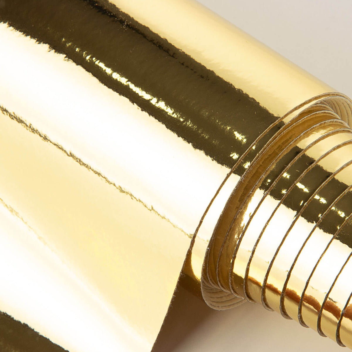 Polipiel Laminada Efecto Espejo Dorado - Ribes y Casals