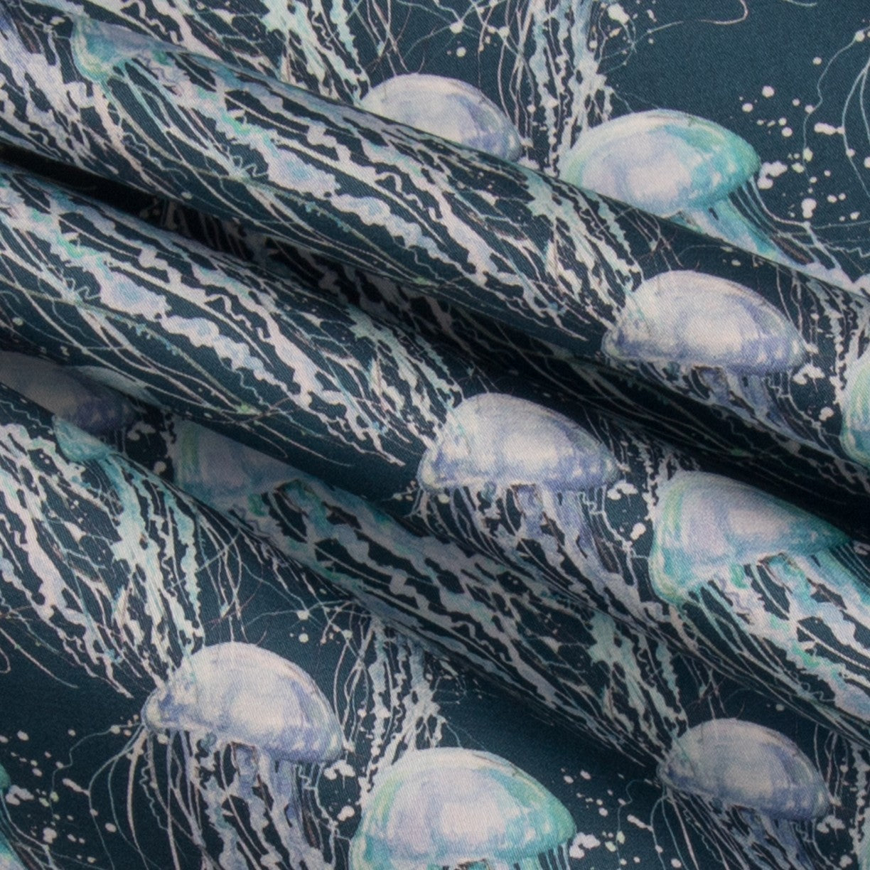 Popelín Algodón Medusas Petróleo - Ribes y Casals