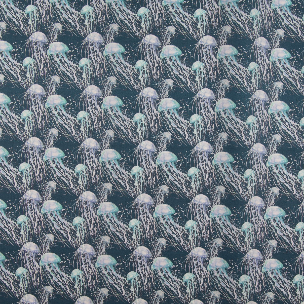 Popelín Algodón Medusas Petróleo - Ribes y Casals