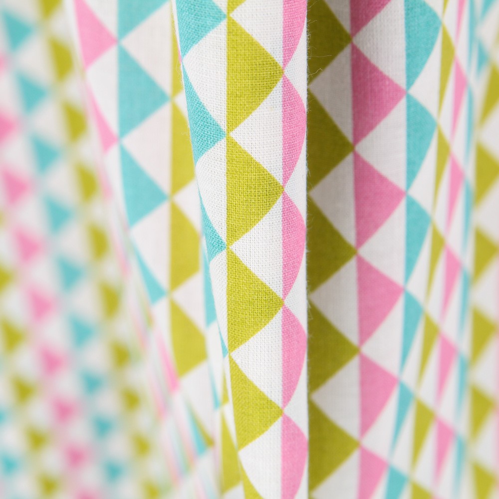 Popelín Pirámides Verde Rosa - Ribes y Casals