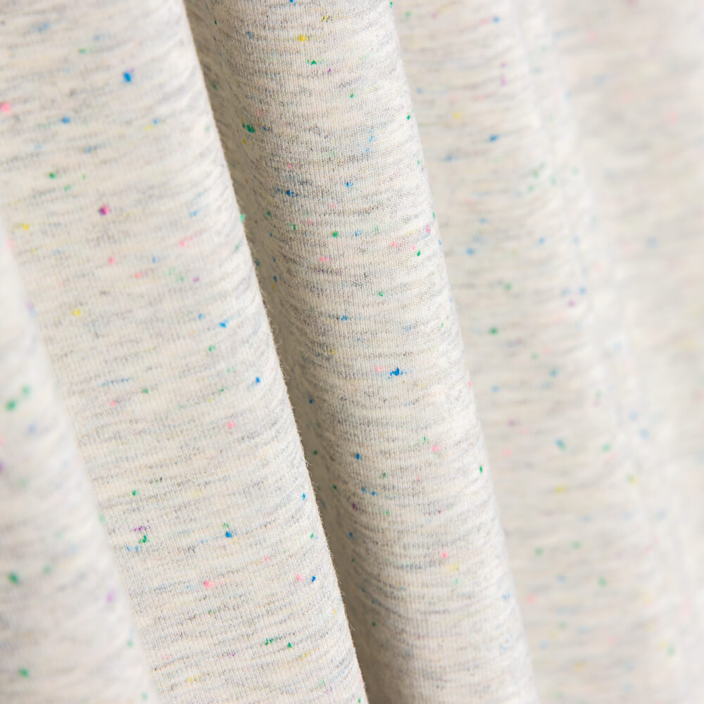 Punto Felpa Gris Claro Motitas - Ribes y Casals