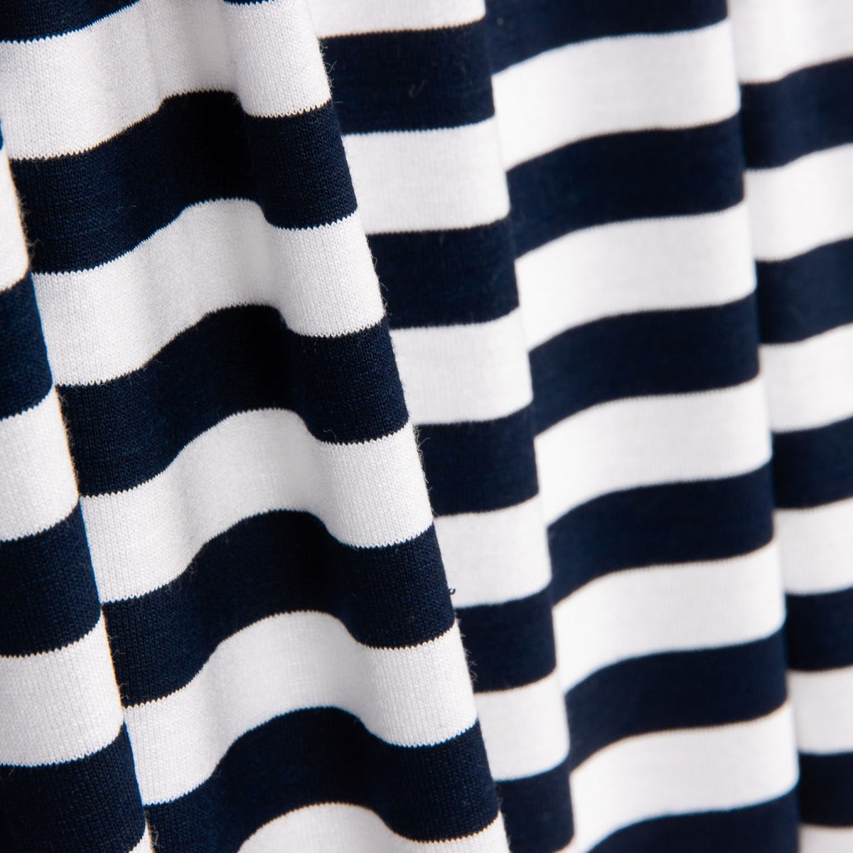 Punto Viscosa Rayas Marino 10mm - Ribes y Casals