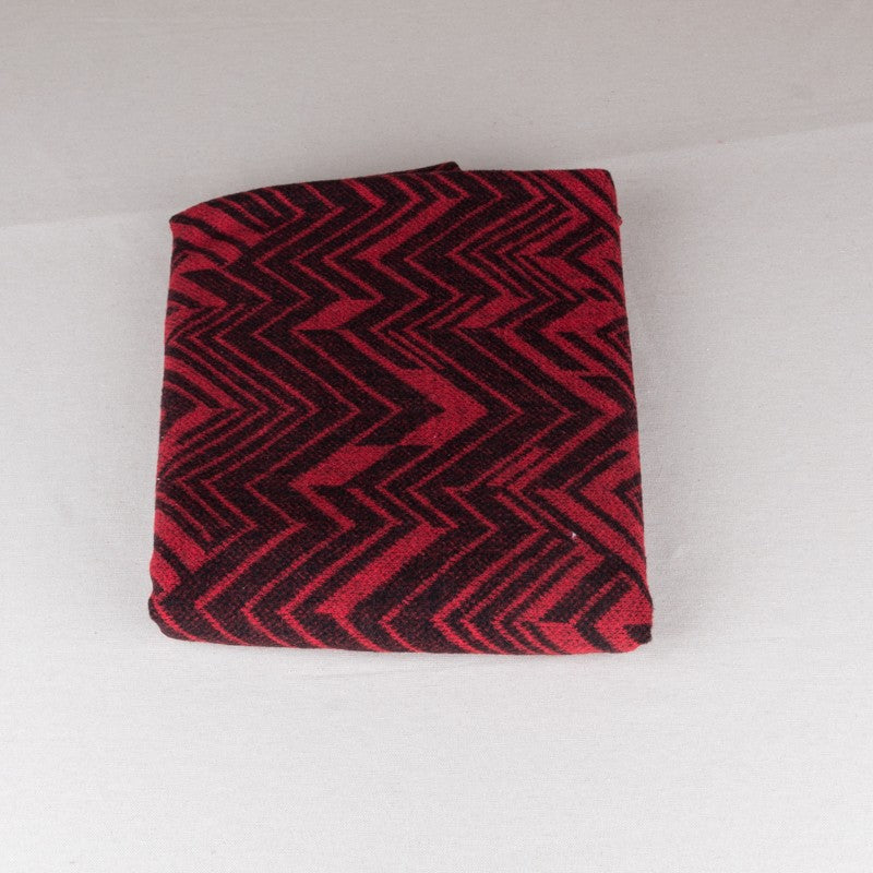 Retal Poncho Zig Zag Rojo 150x150cm - Ribes y Casals