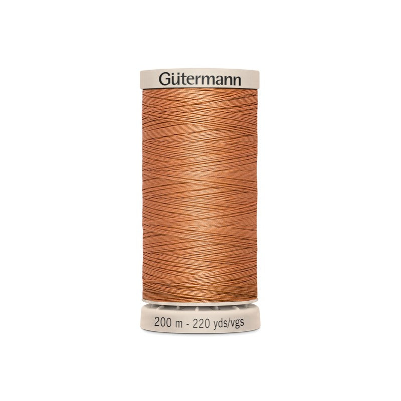 Hilo para Acolchar y Patchwork Gütermann 200 m Naranja 2045 - Ribes y Casals