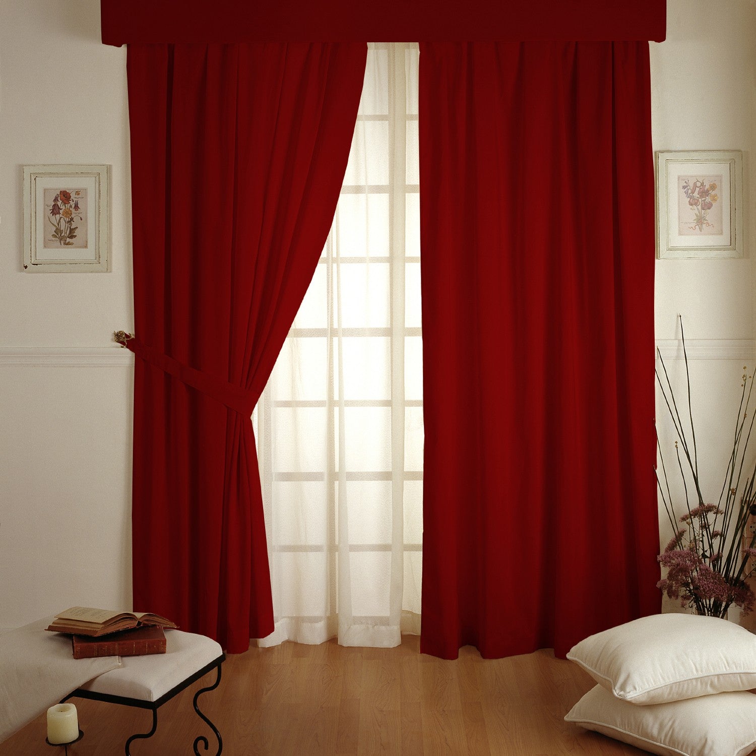 Tela Black Out Rubí - Ribes y Casals