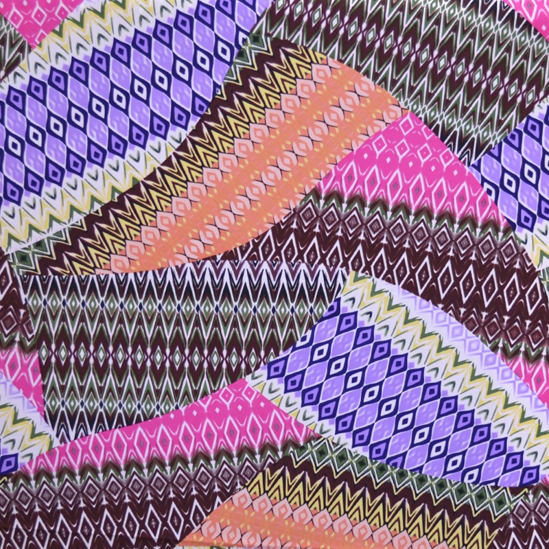 Tela Crepe Estampada Étnico Patchwork Fucsia - Ribes y Casals