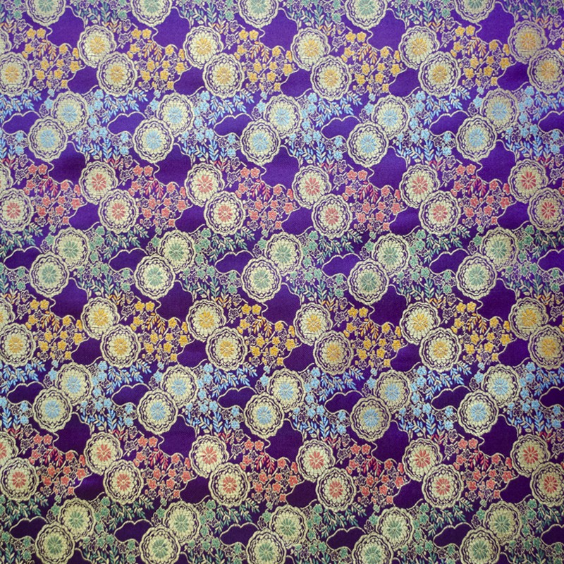 Tela Fantasía Medallas Morada - Ribes y Casals