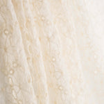 Gasa Poliéster Bordada Cruda Maxi Flor - Ribes y Casals