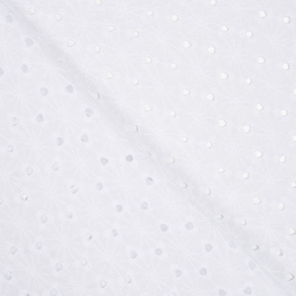 Bordado Suizo Margarita - Ribes y Casals