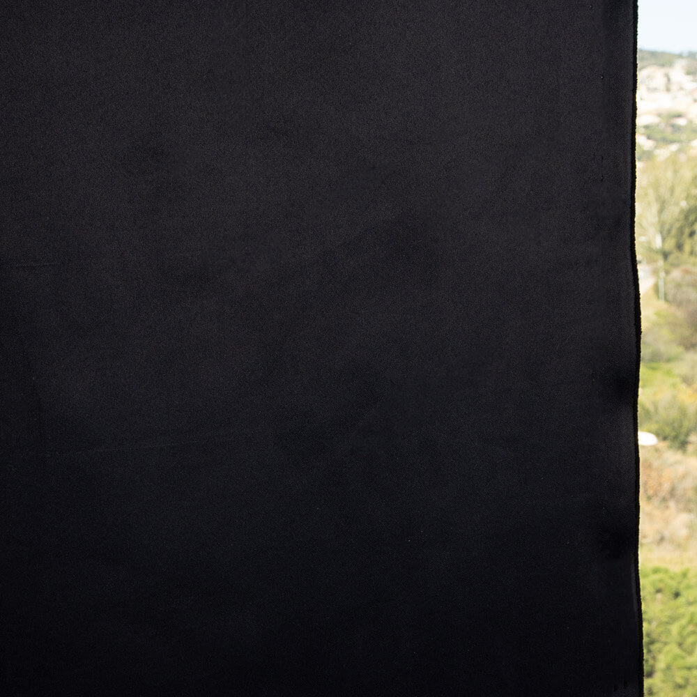 Tela Cortinas Dim Out Contract Ignífugo Negro - Ribes y Casals