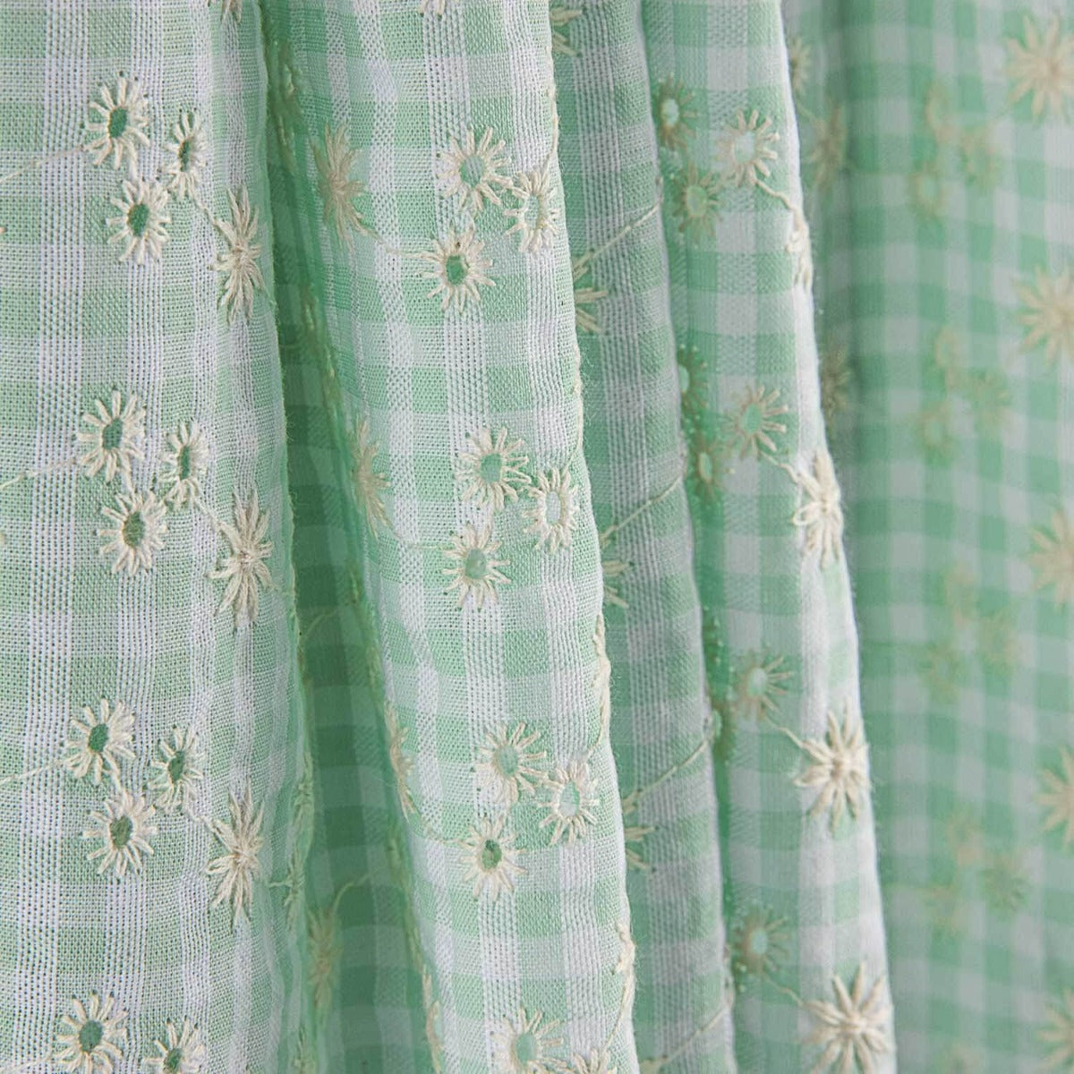 Vichy Bordado Suizo Seersucker Verde - Ribes y Casals