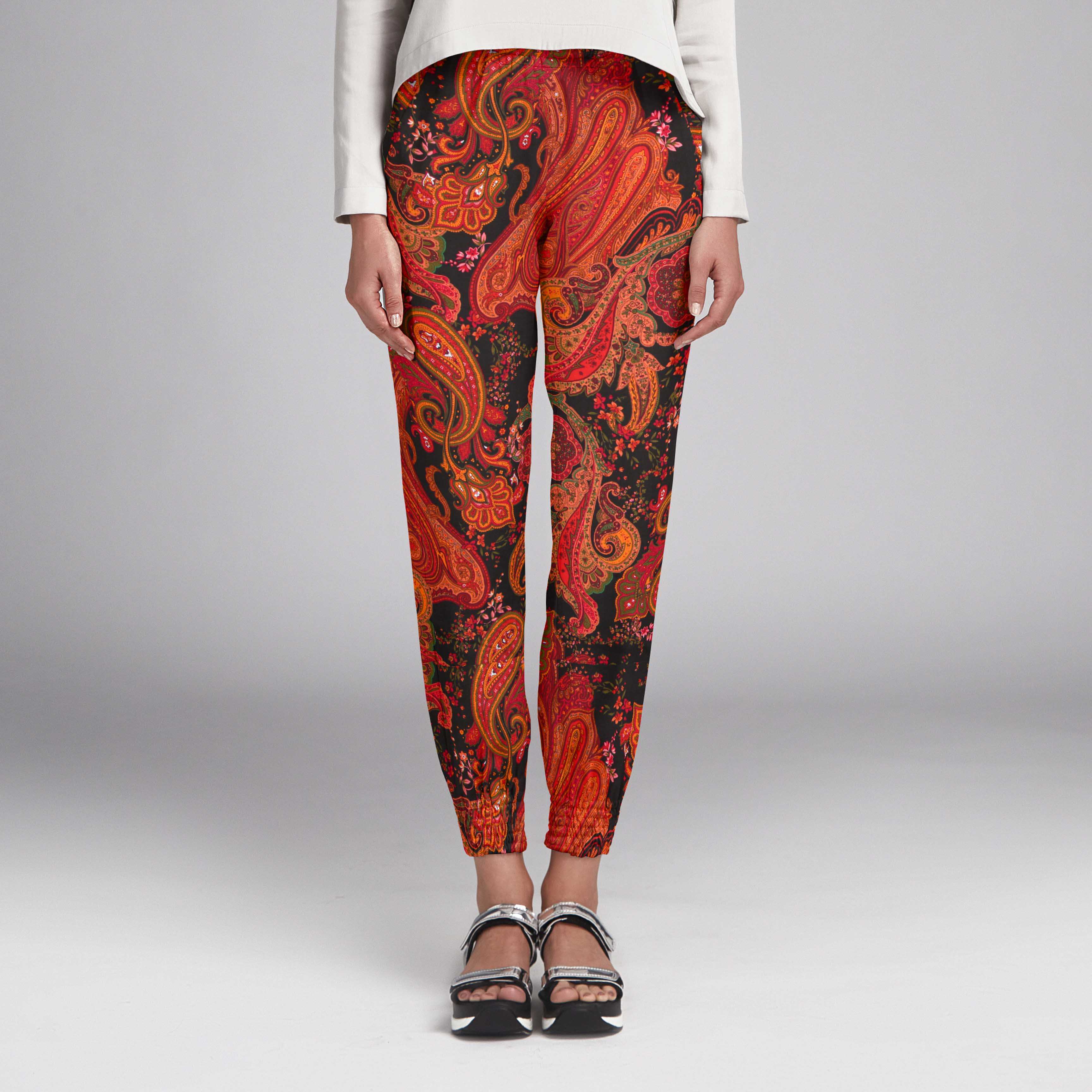 Viscosa Cachemir Delhi Negra - Ribes y Casals