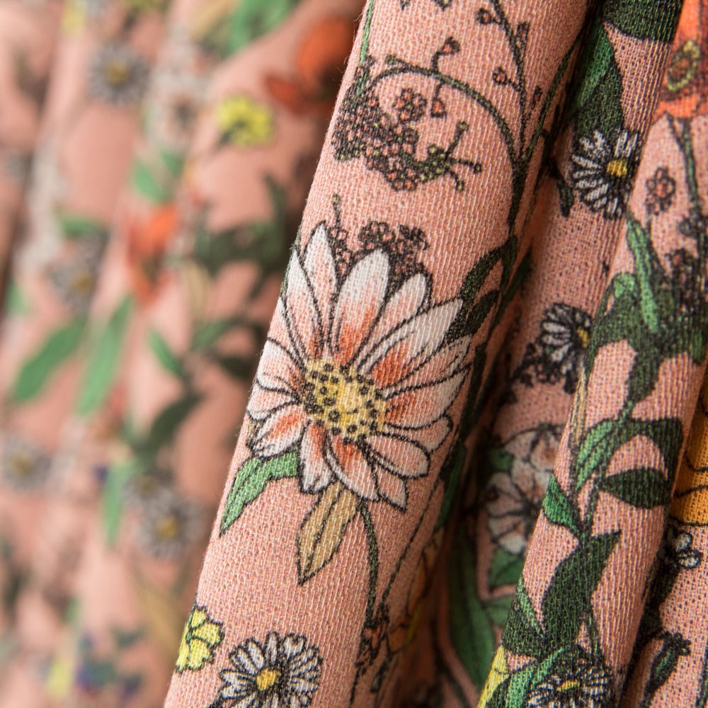 Viscosa Estampada Floral Nude - Ribes y Casals