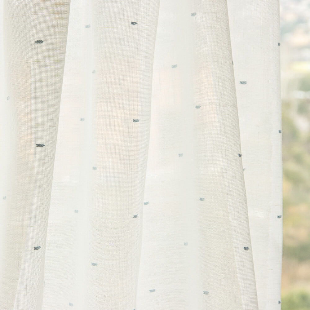 Visillo Plumeti Azul Claro - Ribes y Casals